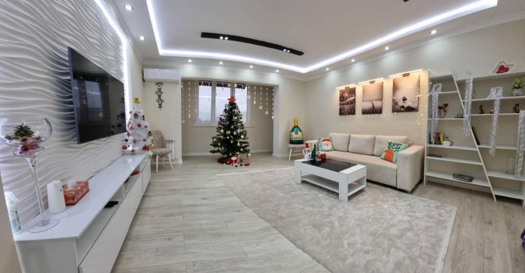 Charming And Modern Apartment At Heart Of Taschkent Exterior foto
